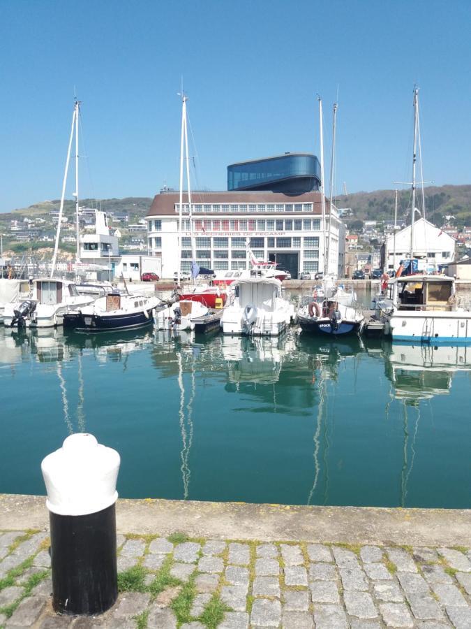 Апартаменты L' Albatros Vue Sur Le Port Фекам Экстерьер фото